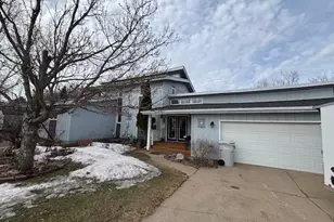 333 5th Ave NE, Chisholm, MN 55719 - Photo 2