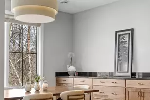 25460 Park Ln, Excelsior, MN 55331 - Photo 14