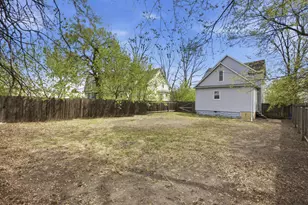 412 12th St N, Fargo, ND 58102 - Photo 4