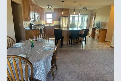 6049 Rolling Hills Drive SW, Montevideo, MN 56265 - Photo 18