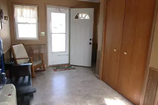 6049 Rolling Hills Dr SW, Montevideo, MN 56265 - Photo 8