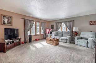 517 Springen Ave, Fergus Falls, MN 56537 - Photo 20