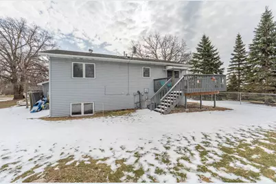 517 Springen Avenue, Fergus Falls, MN 56537 - Photo 10
