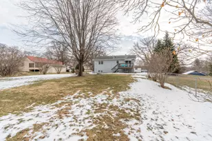 517 Springen Ave, Fergus Falls, MN 56537 - Photo 16