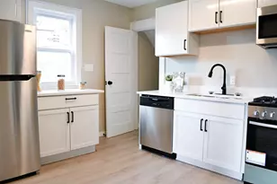 1603 Hudson Rd, Saint Paul, MN 55106 - Photo 6