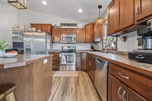 813 8th Ave NE, Dilworth, MN 56529 - Photo 6