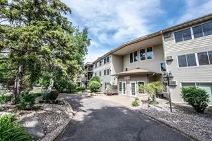 10301 Cedar Lake Rd, Minnetonka, MN 55305 - Photo 20