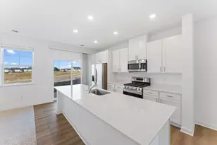 10523 Harbor Ln N, Maple Grove, MN 55369 - Photo 2