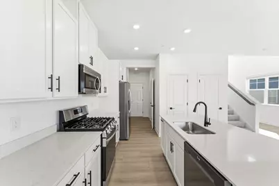 10529 Harbor Lane N, Maple Grove, MN 55369 - Photo 8