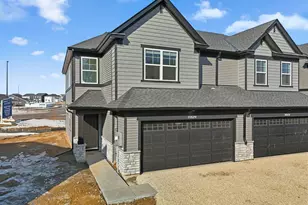 10529 Harbor Ln N, Maple Grove, MN 55369 - Photo 2