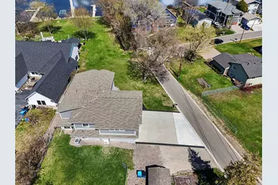 100 Peninsula Road, Medicine Lake, MN 55441 - Photo 50