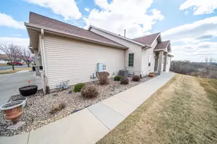 2714 Century Ct NE, Rochester, MN 55906 - Photo 40