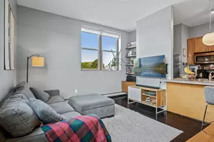 215 7th St NE, Minneapolis, MN 55413 - Photo 6