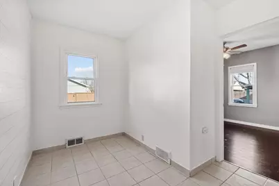 1120 5th Avenue S, South Saint Paul, MN 55075 - Photo 16