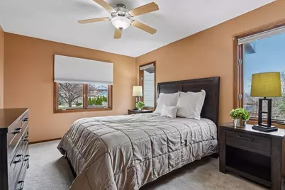 10001 Beard Avenue S, Bloomington, MN 55431 - Photo 24