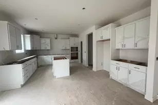 2642 Aspen Dr, Shakopee, MN 55379 - Photo 2