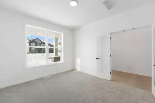 8677 183rd St W, Lakeville, MN 55044 - Photo 10