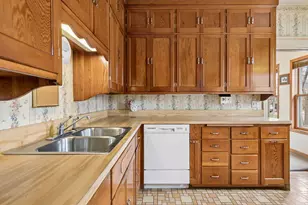 209 Orange St, Hudson, WI 54016 - Photo 22