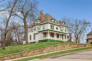 209 Orange St, Hudson, WI 54016 - Photo 2