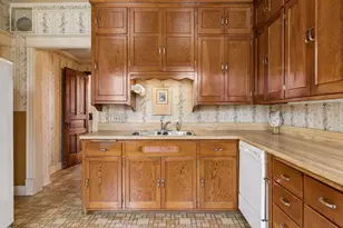 209 Orange St, Hudson, WI 54016 - Photo 24