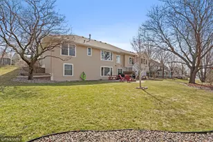 3001 Edward St, Maplewood, MN 55109 - Photo 10