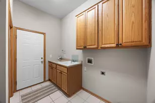 5071 E Oak Point Dr, Prior Lake, MN 55372 - Photo 18