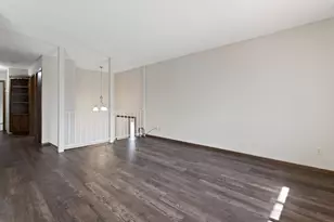 6855 MacBeth Ct, Woodbury, MN 55125 - Photo 4