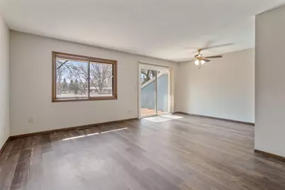 6855 Macbeth Court, Woodbury, MN 55125 - Photo 2