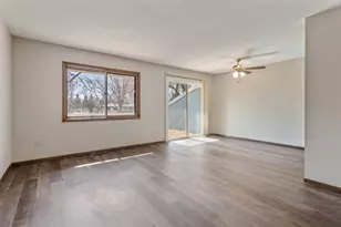 6855 MacBeth Ct, Woodbury, MN 55125 - Photo 2