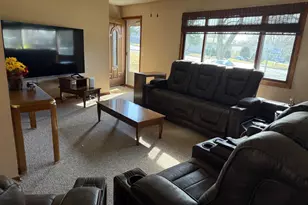 4654 Boone Ave N, New Hope, MN 55428 - Photo 2