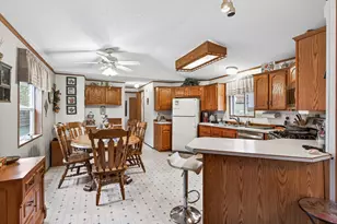 2442 Rice St, Little Canada, MN 55113 - Photo 6