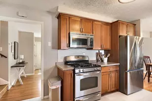 8605 Poplar Bridge Curve, Bloomington, MN 55437 - Photo 10