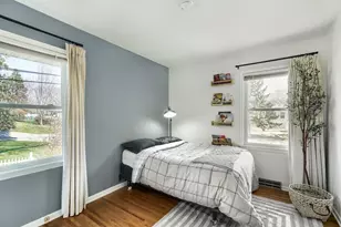 8605 Poplar Bridge Curve, Bloomington, MN 55437 - Photo 16