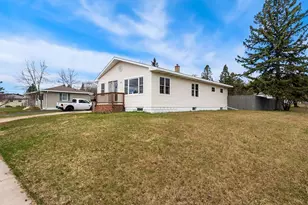 68 Edison Blvd, Silver Bay, MN 55614 - Photo 2
