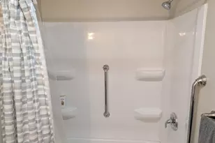 400 9th St SW, Wells, MN 56097 - Photo 24