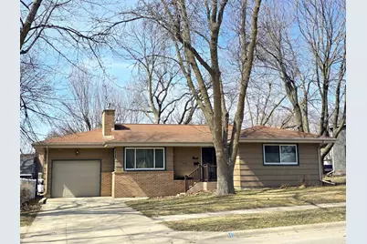 1532 4th Avenue, Windom, MN 56101 - Photo 2