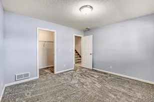 6236 Creekview Ln N, Brooklyn Park, MN 55443 - Photo 24