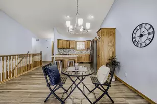 6236 Creekview Ln N, Brooklyn Park, MN 55443 - Photo 12