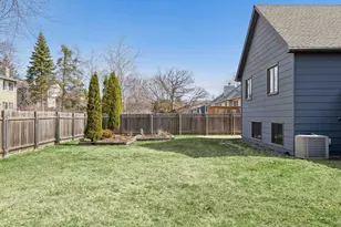 295 Oak Hill Dr, Shoreview, MN 55126 - Photo 44