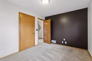 295 Oak Hill Dr, Shoreview, MN 55126 - Photo 24