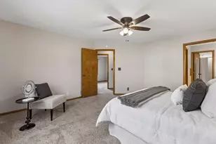 295 Oak Hill Dr, Shoreview, MN 55126 - Photo 18