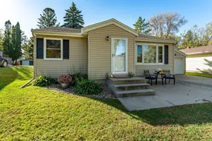 410 E St Charles Ave, Fergus Falls, MN 56537 - Photo 2