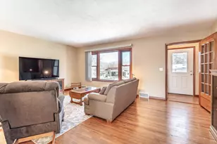 410 E St Charles Ave, Fergus Falls, MN 56537 - Photo 10