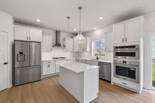 677 Sierra Pkwy, Waconia, MN 55387 - Photo 2