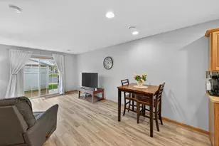 3084 River Falls Ct NW, Rochester, MN 55901 - Photo 4