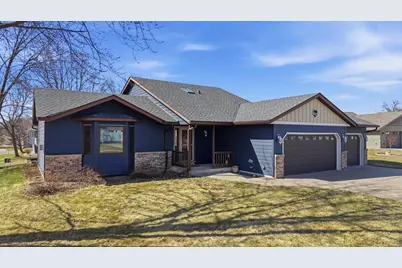 727 Garden Place, Sauk Rapids, MN 56379 - Photo 2