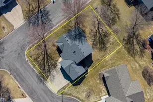 727 Garden Pl, Sauk Rapids, MN 56379 - Photo 4