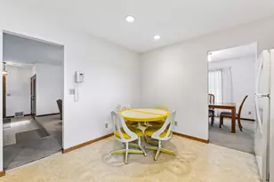 8706 Westwind Cir, Eden Prairie, MN 55344 - Photo 12