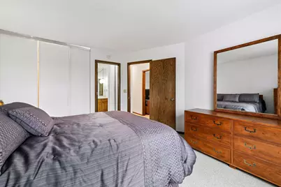 8706 Westwind Circle, Eden Prairie, MN 55344 - Photo 18