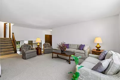 8706 Westwind Circle, Eden Prairie, MN 55344 - Photo 6